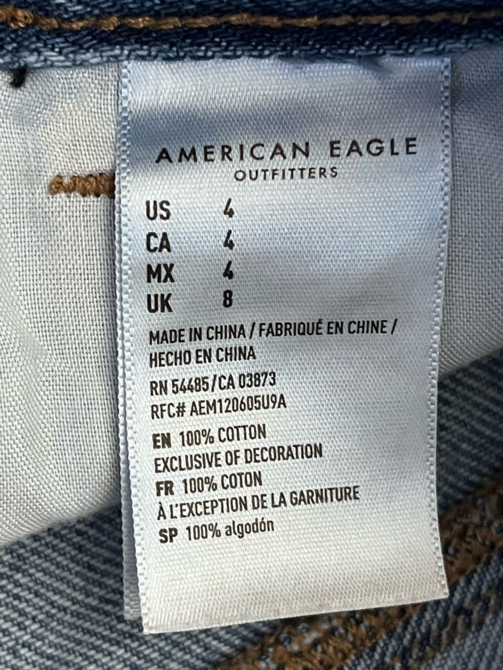 American Eagle Outfitters Women’s Mom Short Blue Denim Cuffed Jean Shorts Size 4 - Picture 12 of 16